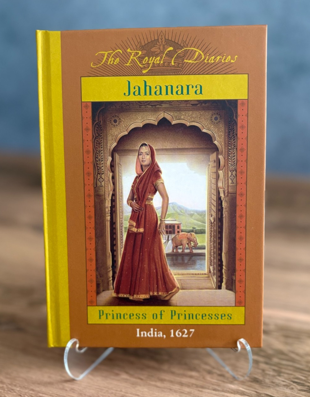 Royal Diaries Jahanara India Hardcover Scholastic Gilt Gold Edges Book VG